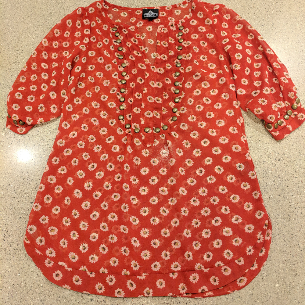 floral blouse